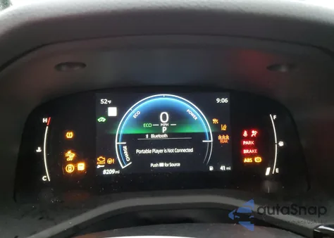 2025 Toyota Camry Xse z USA, uszkodzony, nr VIN 4T1DAACK6SU548190